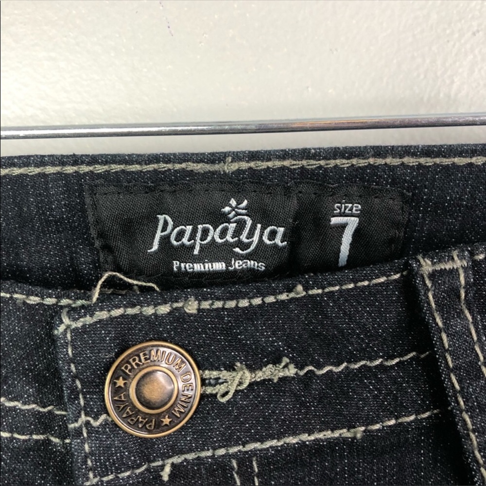 Capris - Picture 5 of 6
